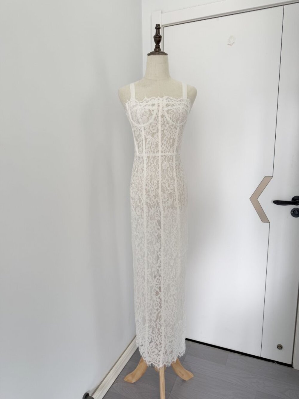 Women’s White Lace Midi Dress - Elegant Strappy Lace Midi - Picture 4 of 10